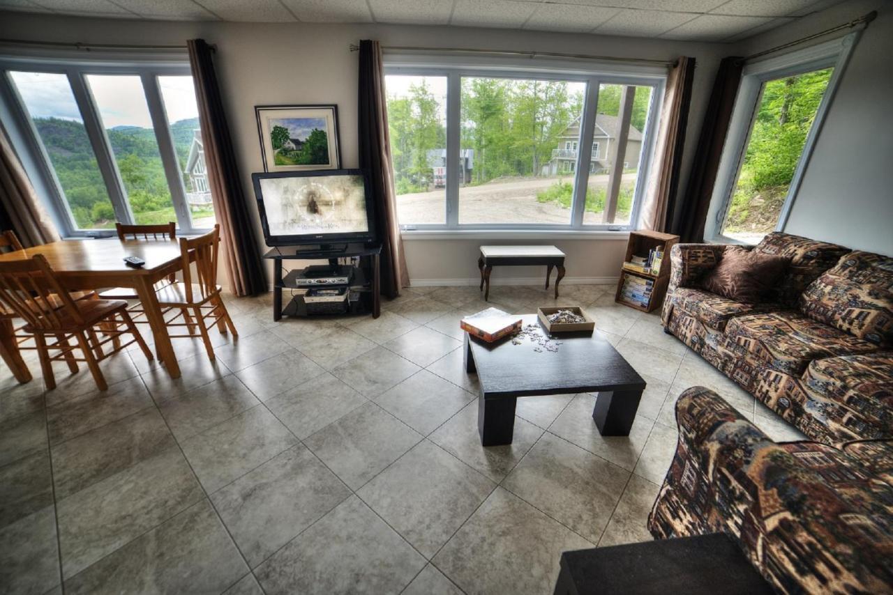 Chalet Potvin Bouchard L'Anse-Saint-Jean Exterior photo